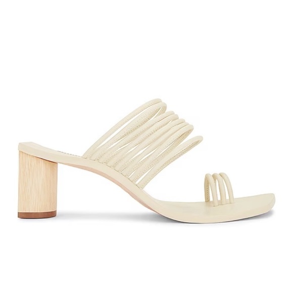 Alessandra Block Heel - Picture 1 of 8